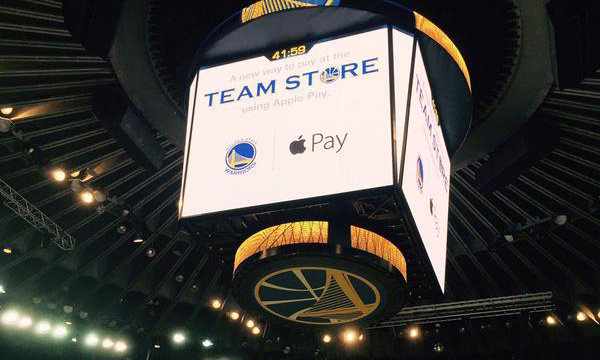 oracle Arena NBA Apple Pay