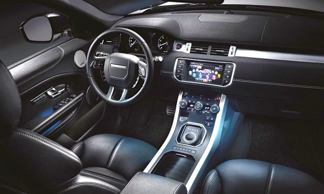 2016-Range-Rover-Evoque-interior