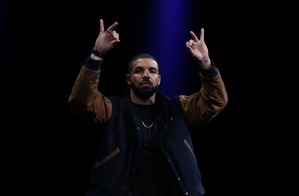 El artista Drake habla sobre Apple Music y da su apoyo