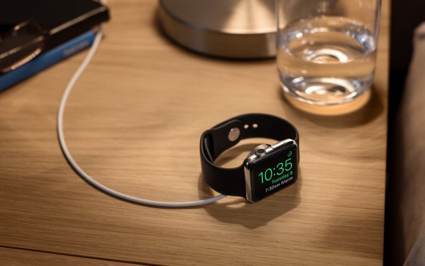 El Apple Watch siendo un reloj de mesa