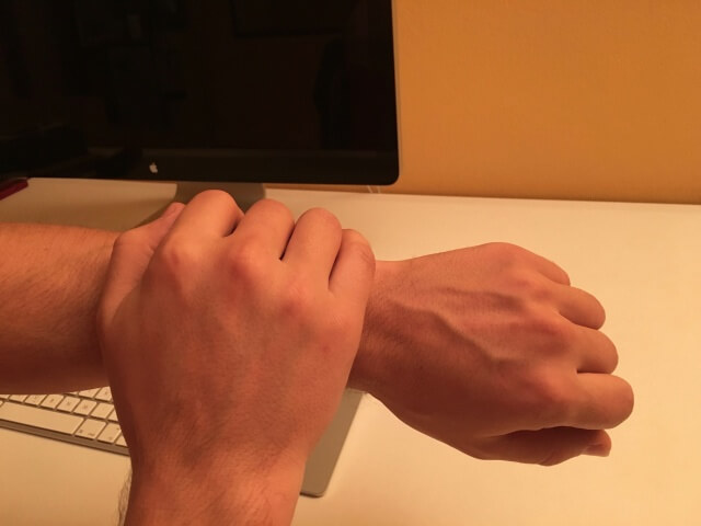 Apple-Watch-hand-mute-dujkan-001