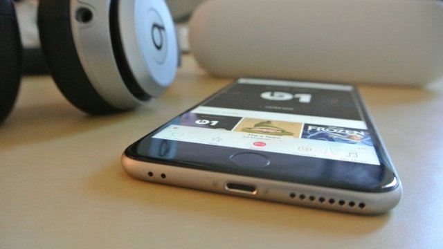 Apple iPhone 7 Plus Beats