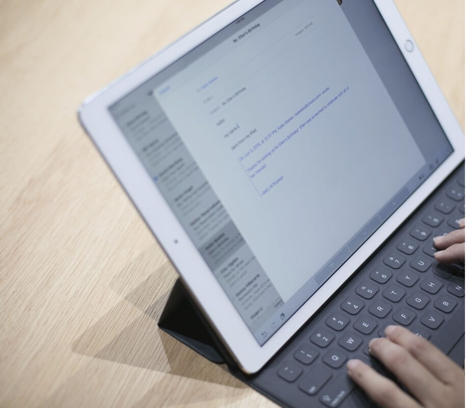 Los teclados Bluetooth pasan a ser de segunda categoría para el iPad Pro