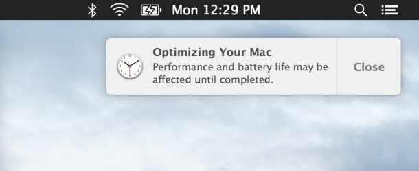 Explicación de lo que ocurre durante la notificación  “Optimizando tu Mac” en OS X