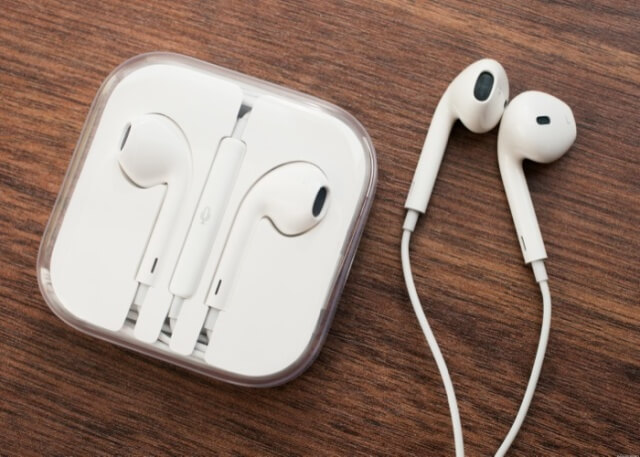 el nuevo iPhone vendrá con unos auriculares por cable EarPods